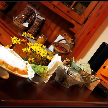 Oda ve Kahvaltı Val D'oche